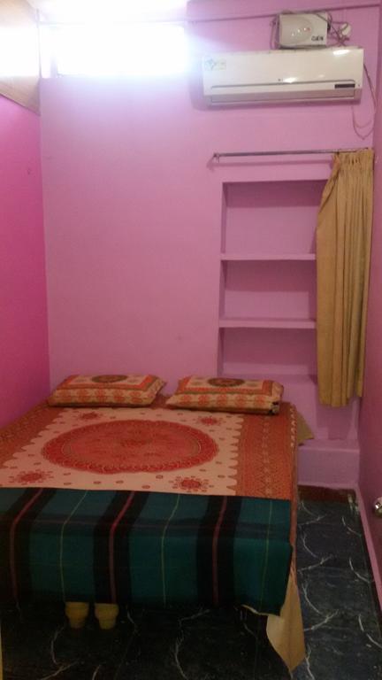 Shambhu Guest House ハンピ エクステリア 写真